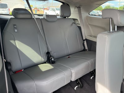 2022 Toyota Sienna XLE
