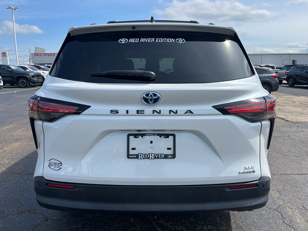 2022 Toyota Sienna XLE