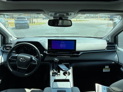 2026 Toyota Sienna XLE