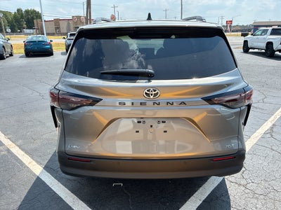 2026 Toyota Sienna XLE