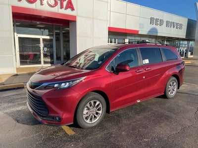 2026 Toyota Sienna XLE