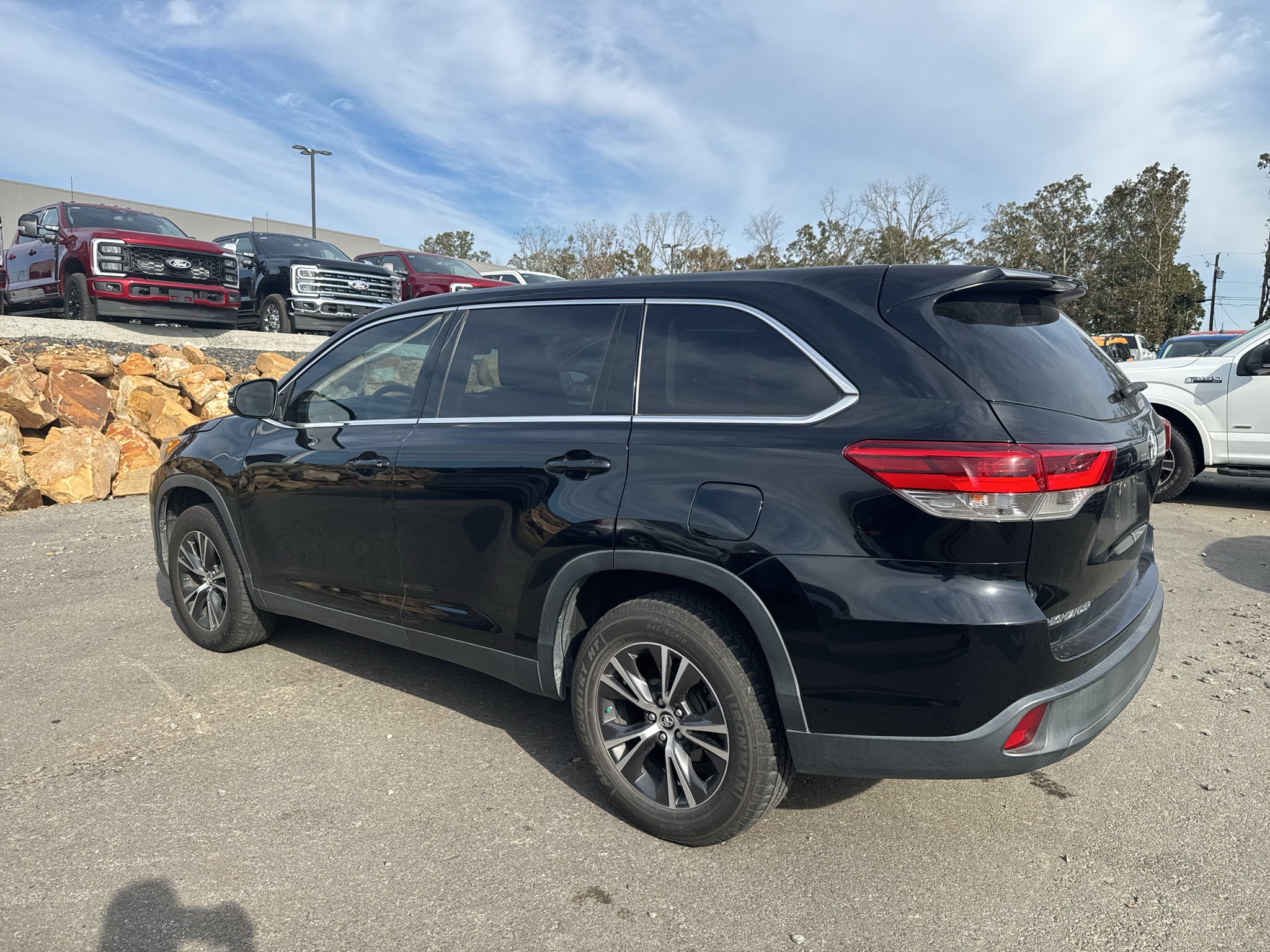 2019 Toyota Highlander LE