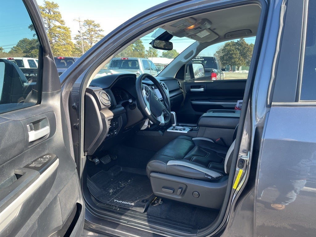 2018 Toyota Tundra SR5