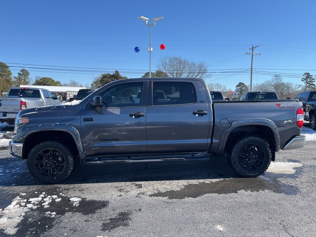 2018 Toyota Tundra SR5