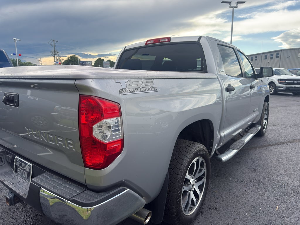2018 Toyota Tundra SR5
