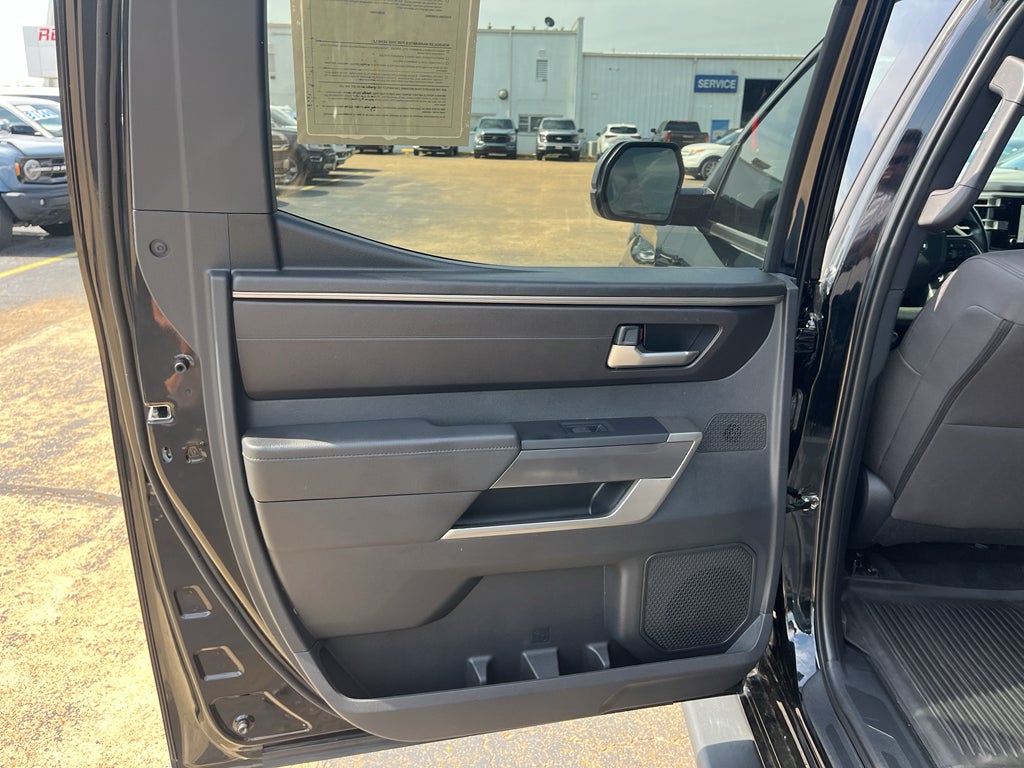 2025 Toyota Tundra SR5