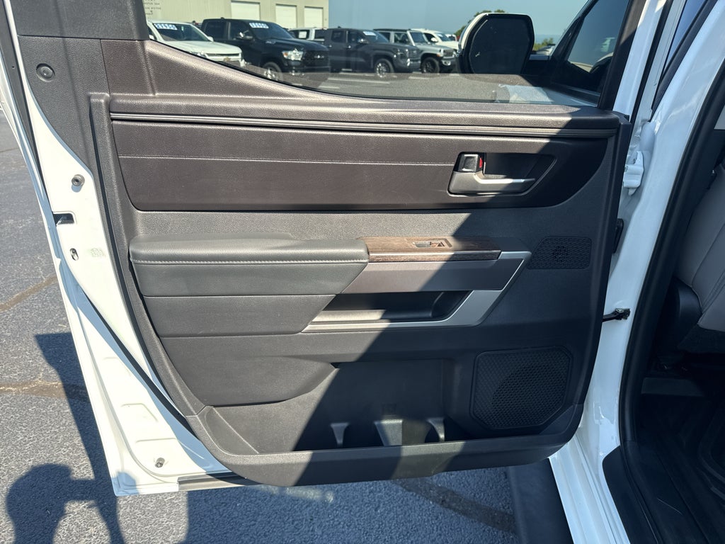 2022 Toyota Tundra SR5