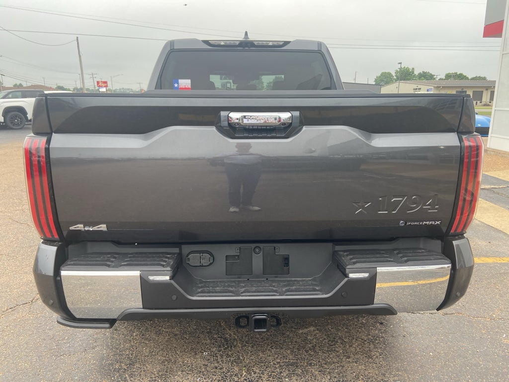 2026 Toyota Tundra Hybrid 1794 Edition Hybrid
