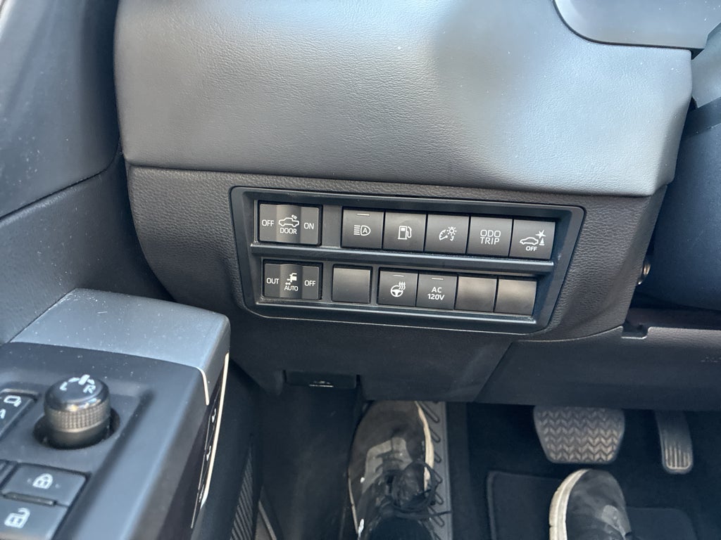2024 Toyota Tundra Hybrid Platinum Hybrid