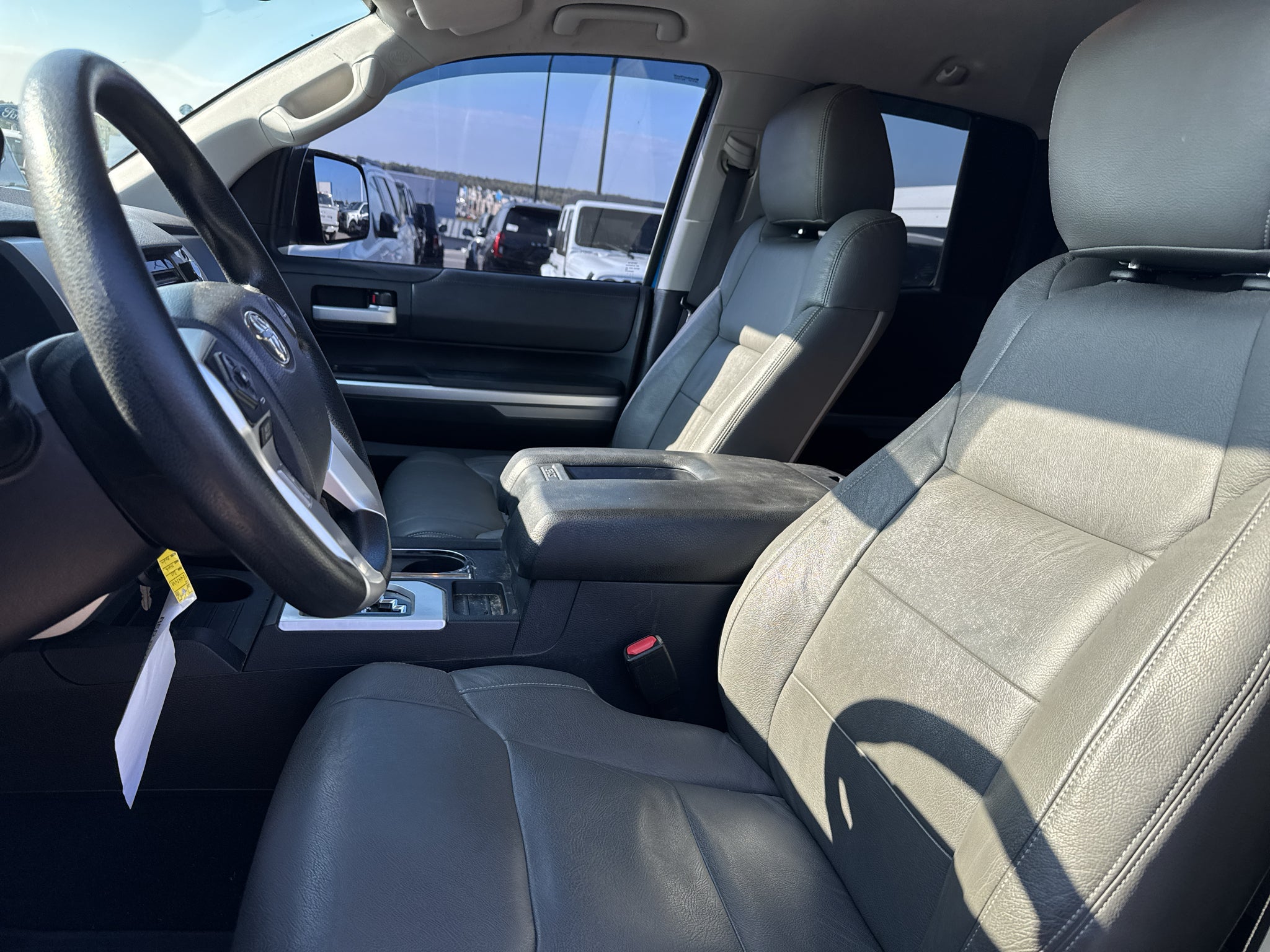 2017 Toyota Tundra SR5