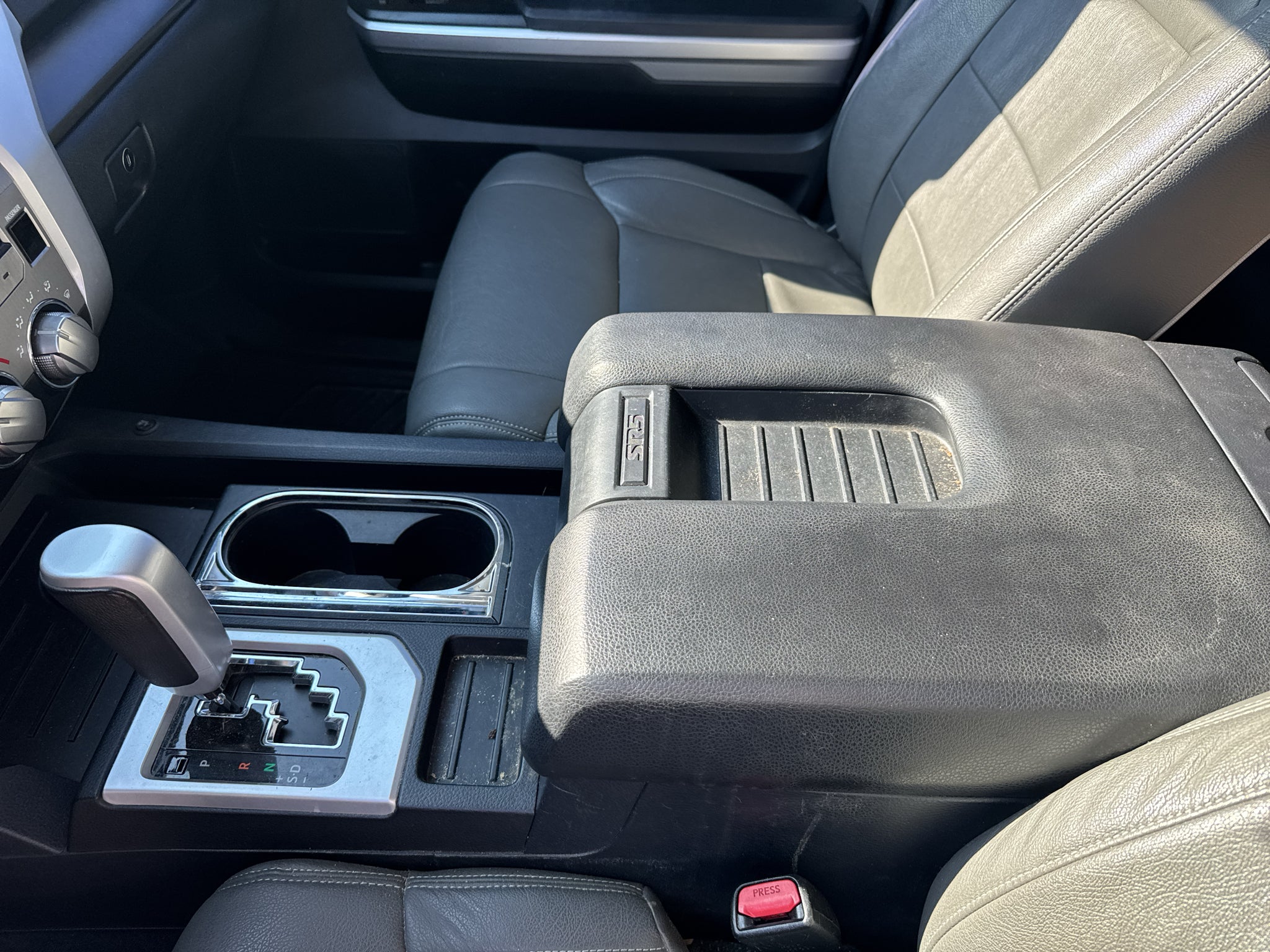 2017 Toyota Tundra SR5