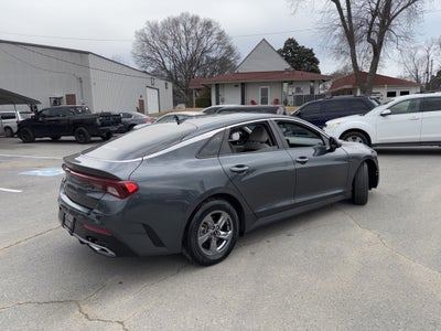 2022 Kia K5 LXS