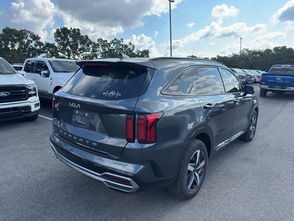 2022 Kia Sorento S