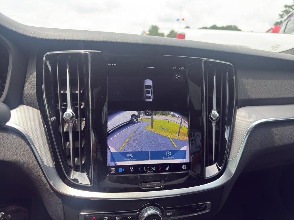 2024 Volvo S60 Plus Black Edition