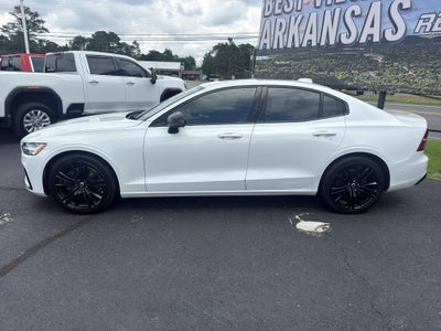 2024 Volvo S60 Plus Black Edition