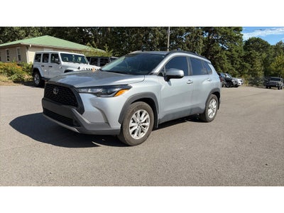2024 Toyota Corolla Cross LE