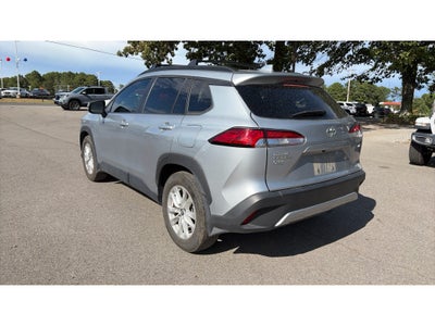 2024 Toyota Corolla Cross LE