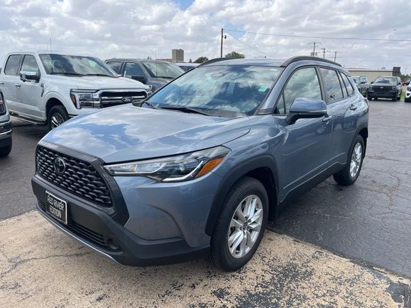 2023 Toyota Corolla Cross LE