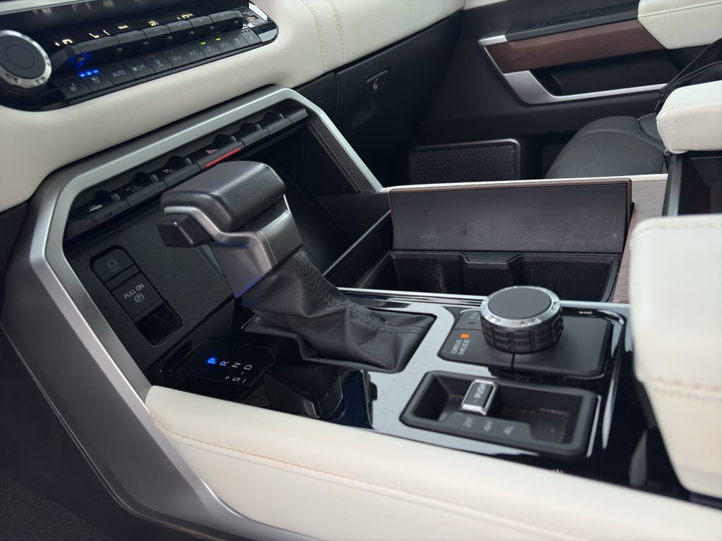 2023 Toyota Sequoia Capstone