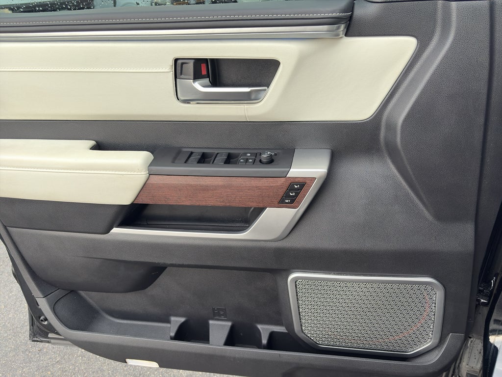 2023 Toyota Sequoia Capstone