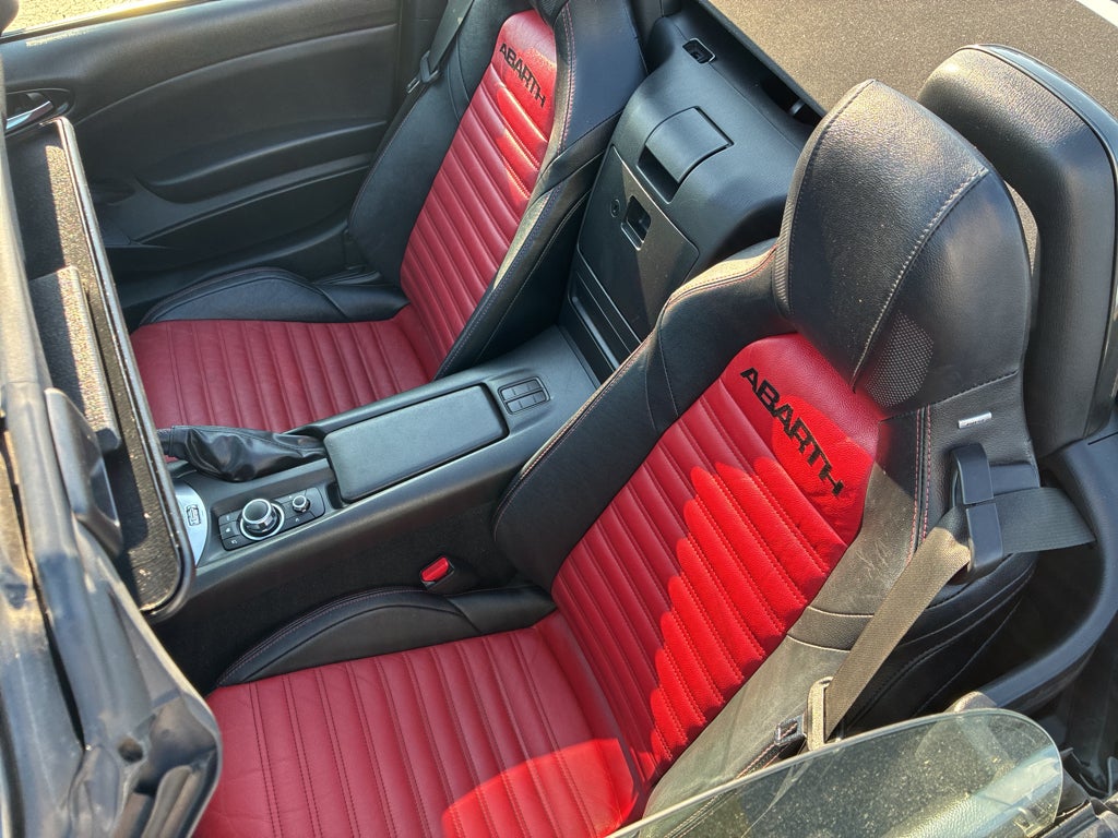2020 FIAT 124 Spider Abarth