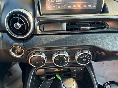2020 FIAT 124 Spider Abarth
