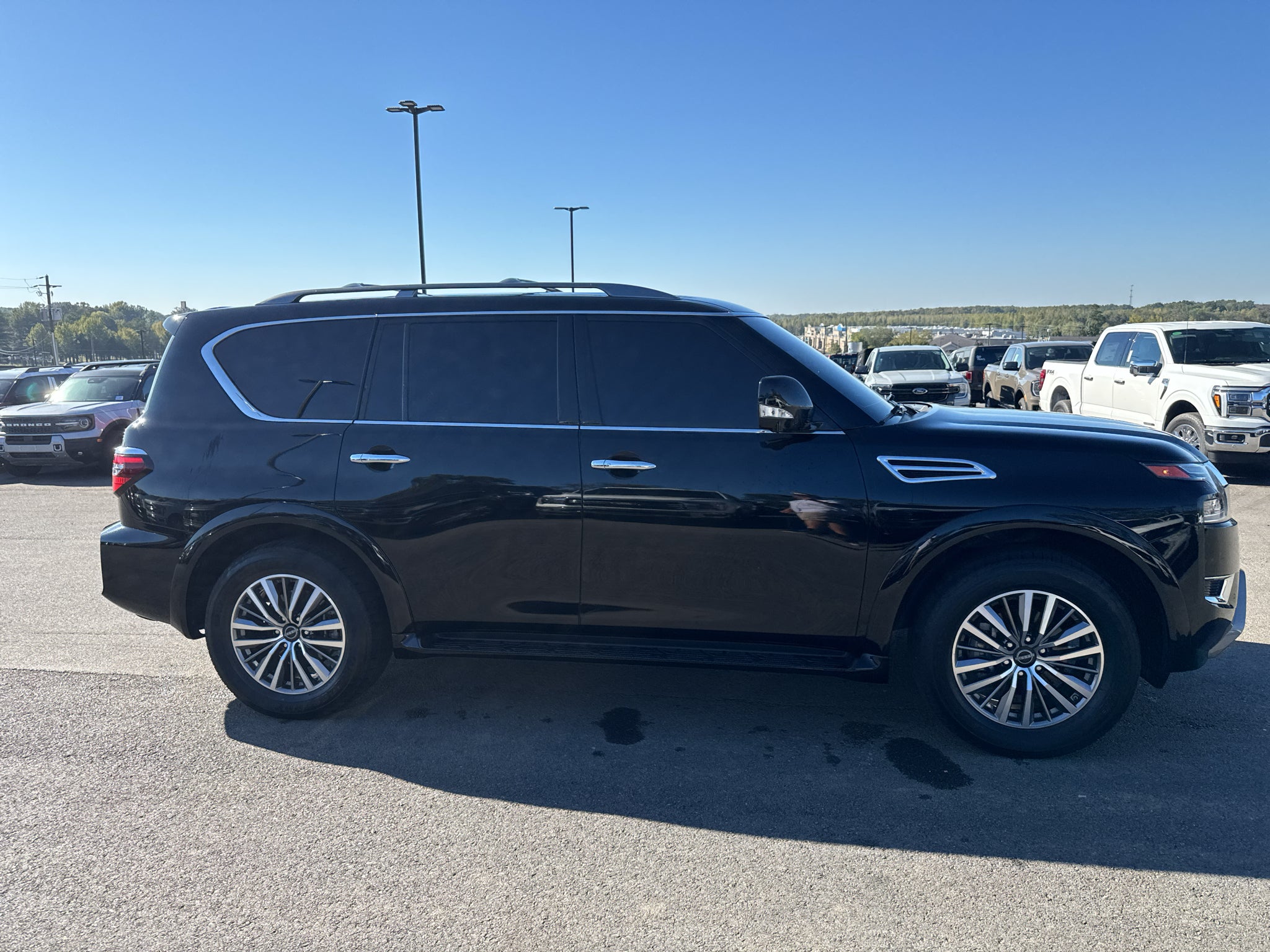 2023 Nissan Armada SL