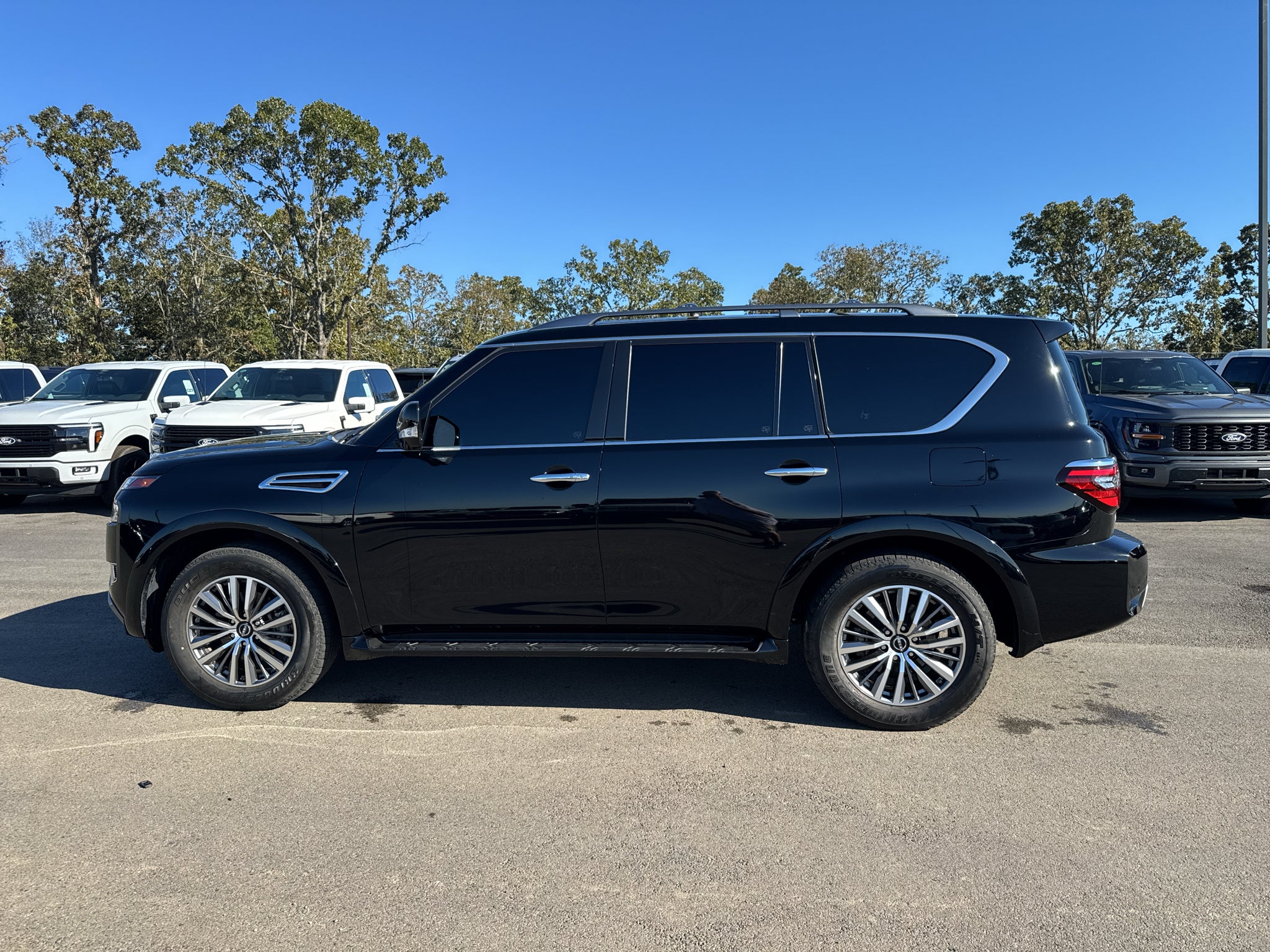 2023 Nissan Armada SL