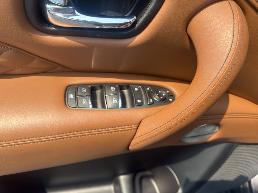 2024 INFINITI QX80 SENSORY