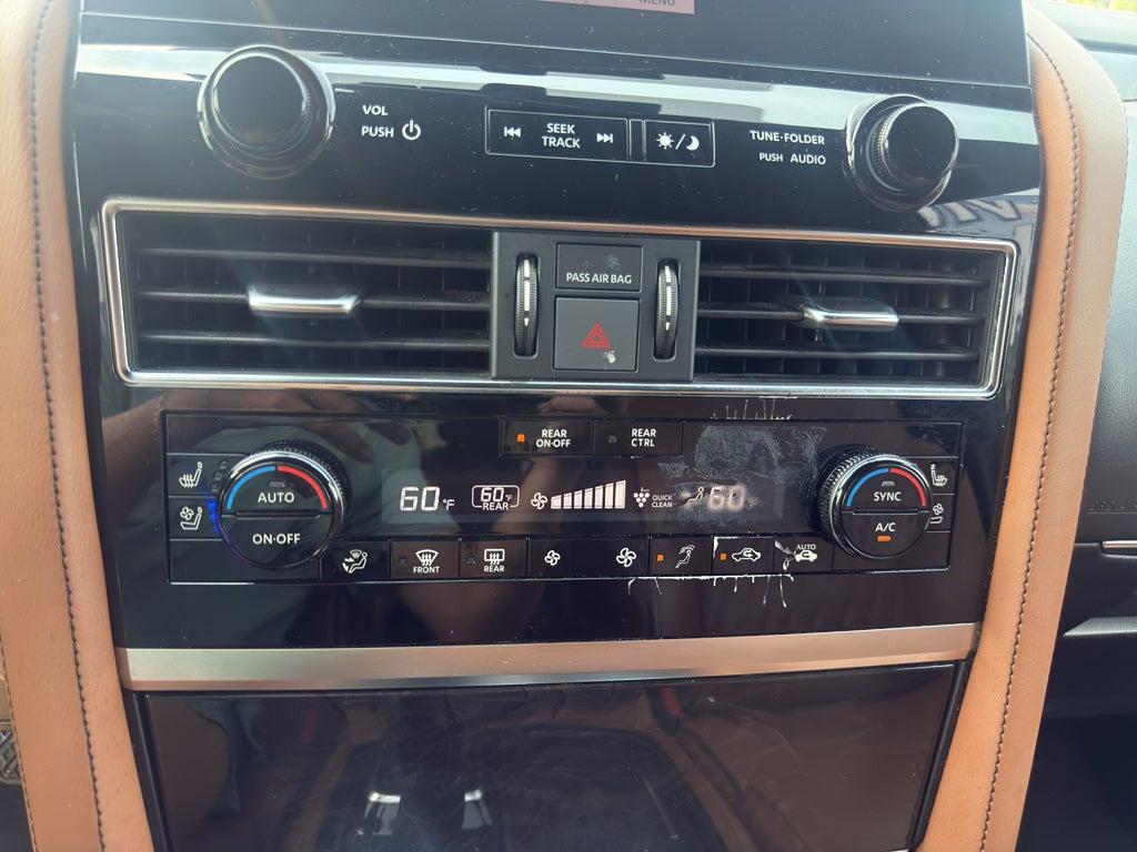2024 INFINITI QX80 SENSORY