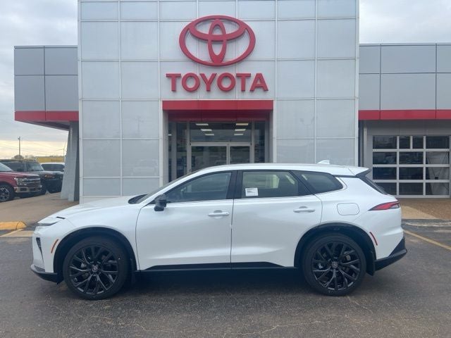 2026 Toyota Crown Signia Base