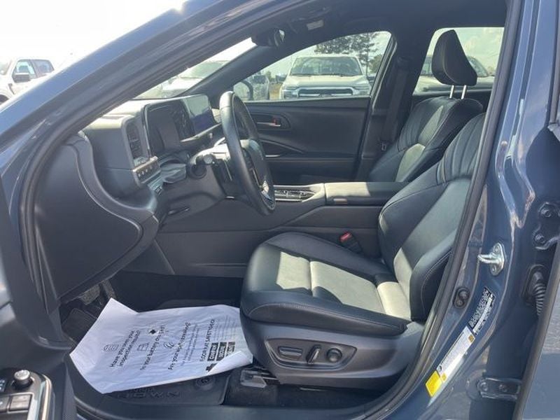 2025 Toyota Crown Signia XLE