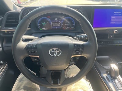 2025 Toyota Crown Signia XLE