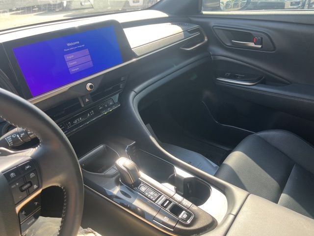 2025 Toyota Crown Signia XLE