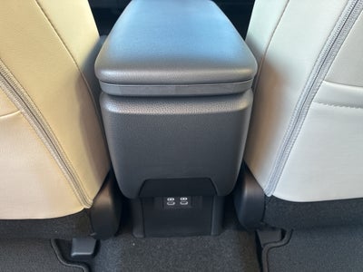 2027 Toyota Prius Plug-In XLE