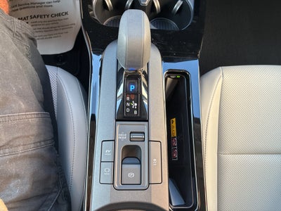 2027 Toyota Prius Plug-In XLE