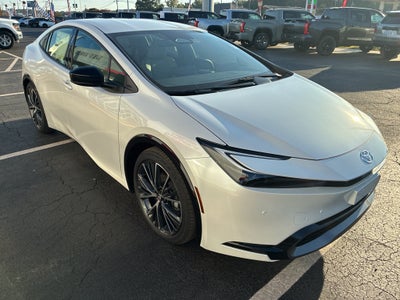 2027 Toyota Prius Plug-In XLE