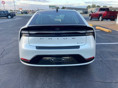 2027 Toyota Prius Plug-In XSE Premium