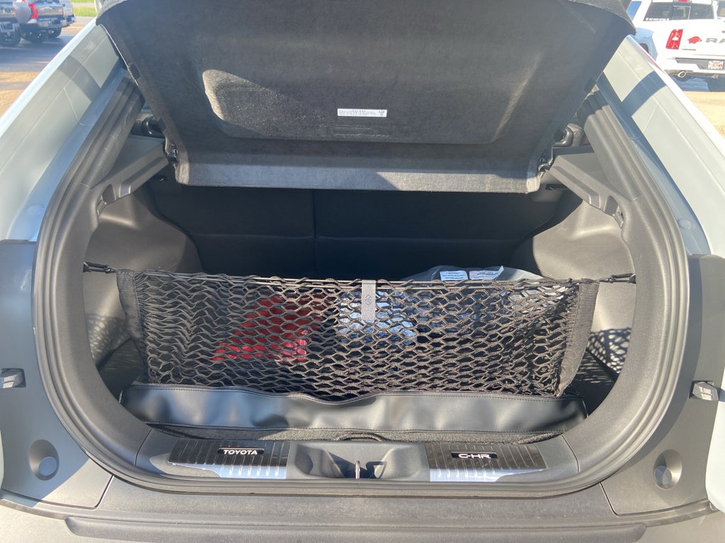 2026 Toyota C-HR SE