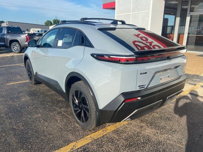 2026 Toyota C-HR SE