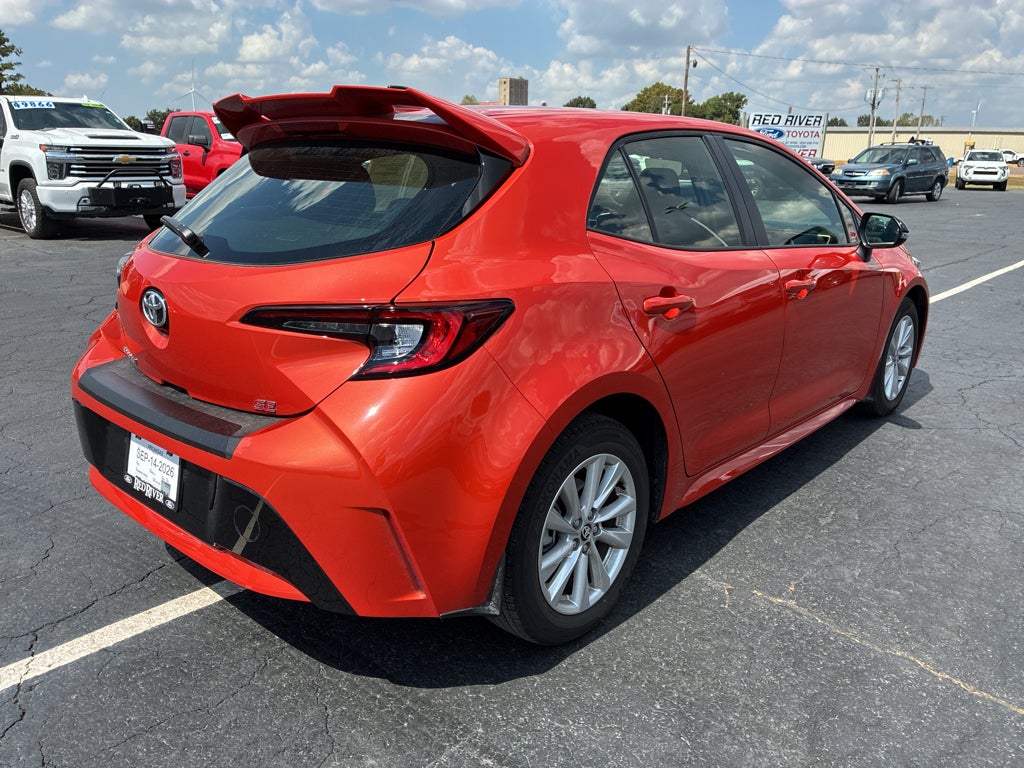 2026 Toyota Corolla Hatchback SE