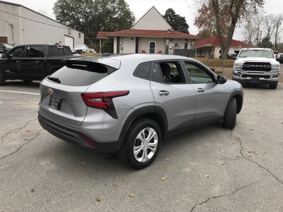 2025 Chevrolet Trax LS