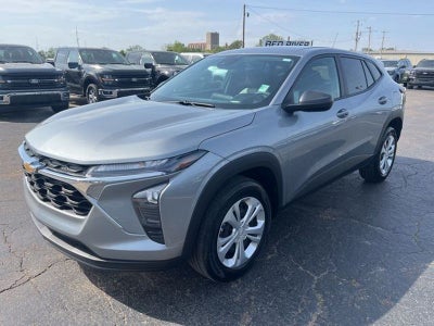 2025 Chevrolet Trax LS