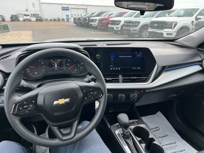 2025 Chevrolet Trax LS