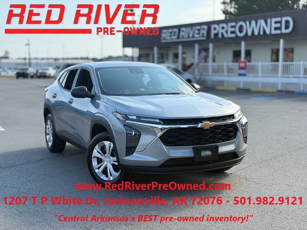 2025 Chevrolet Trax LS