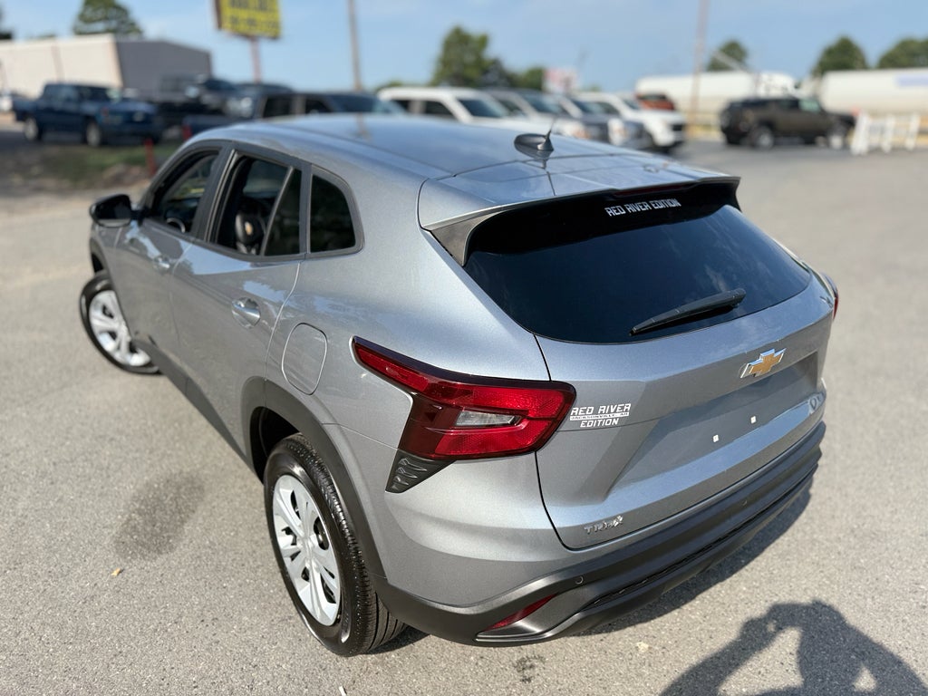 2025 Chevrolet Trax LS