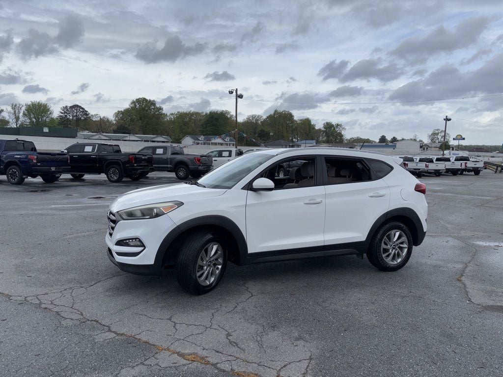 2016 Hyundai Tucson SE