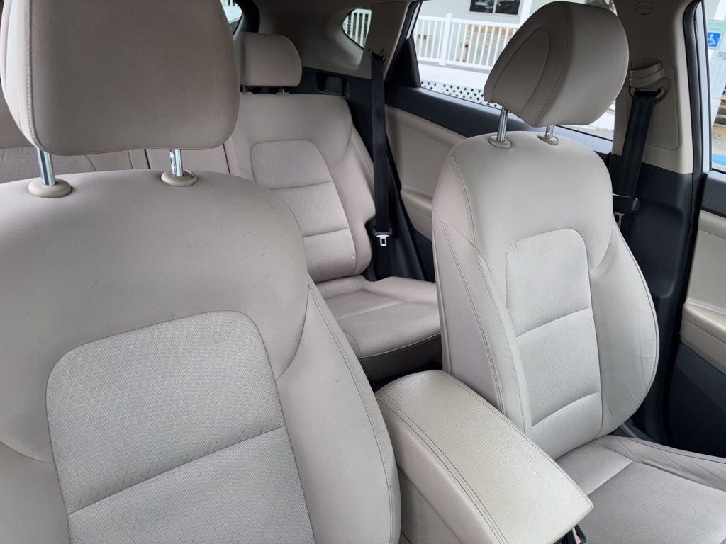 2016 Hyundai Tucson SE