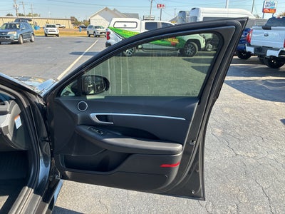 2026 Hyundai Sonata Hybrid SEL