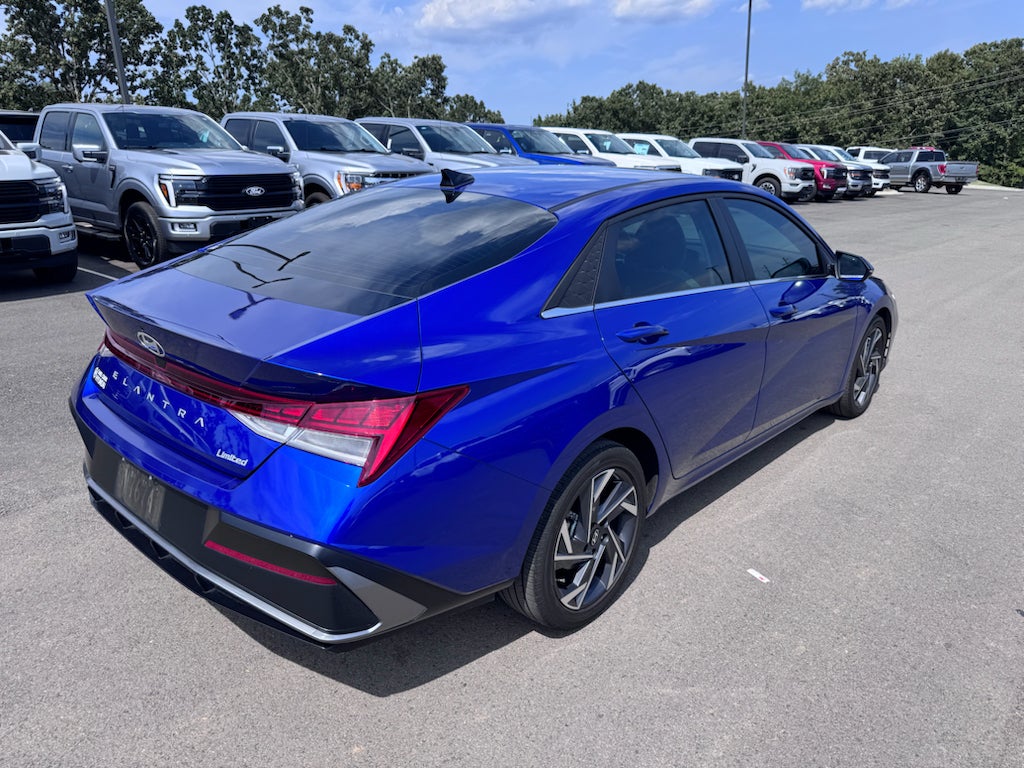 2025 Hyundai Elantra Limited